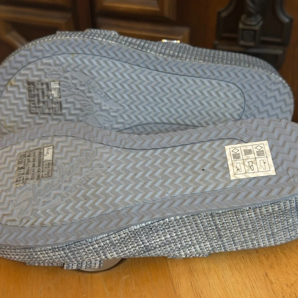 Skechers Martha Stewart Arch Fit Blue Silver Woven Platform Wedge Sandals 119514